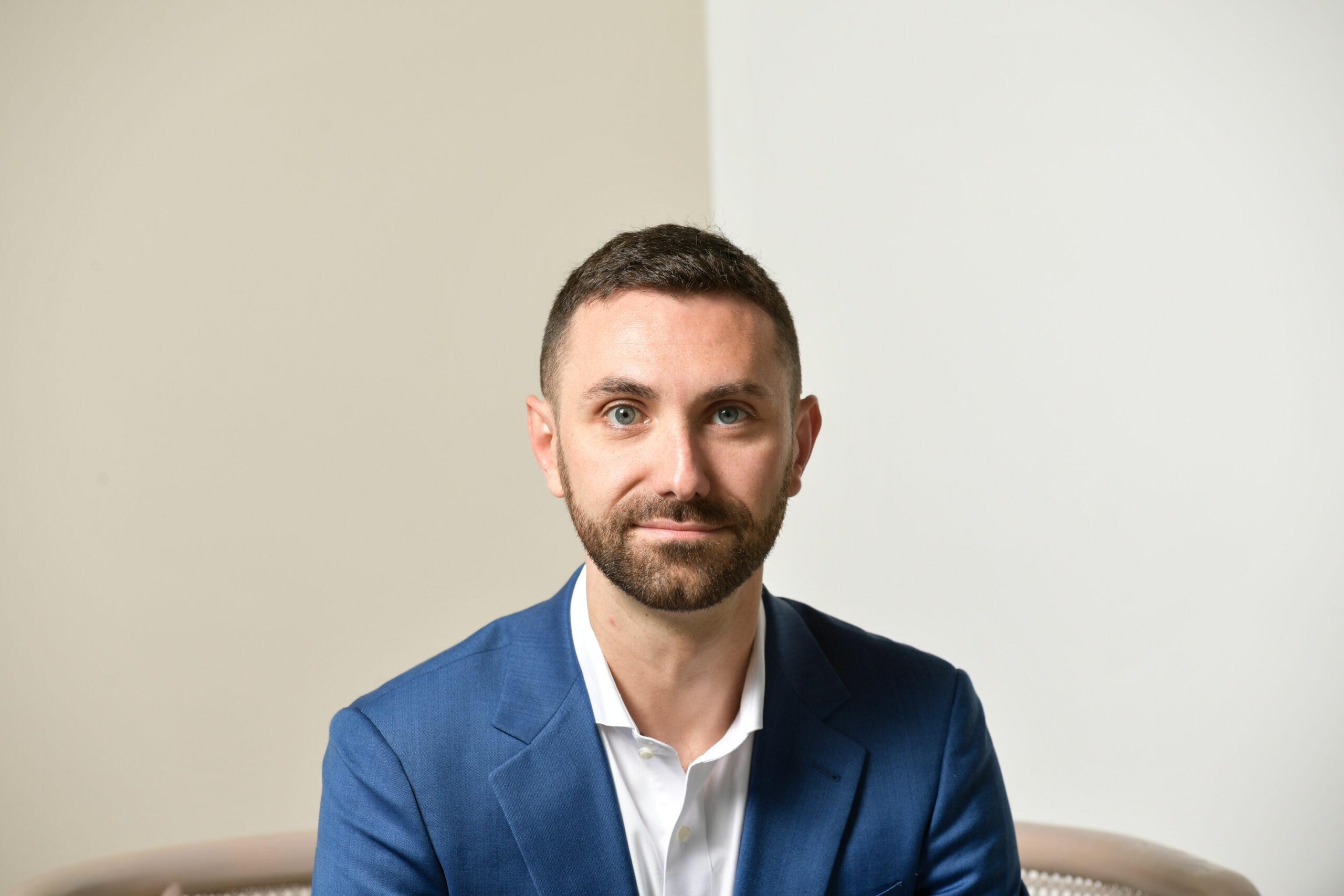 Carl Farah, bilingual civil litigation lawyer in Ottawa